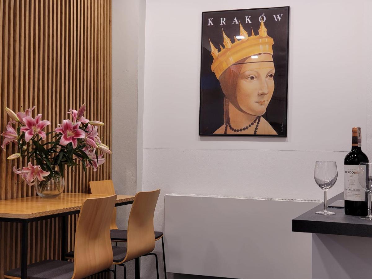 Dada Premium Aparthotel Cracovia Exterior foto